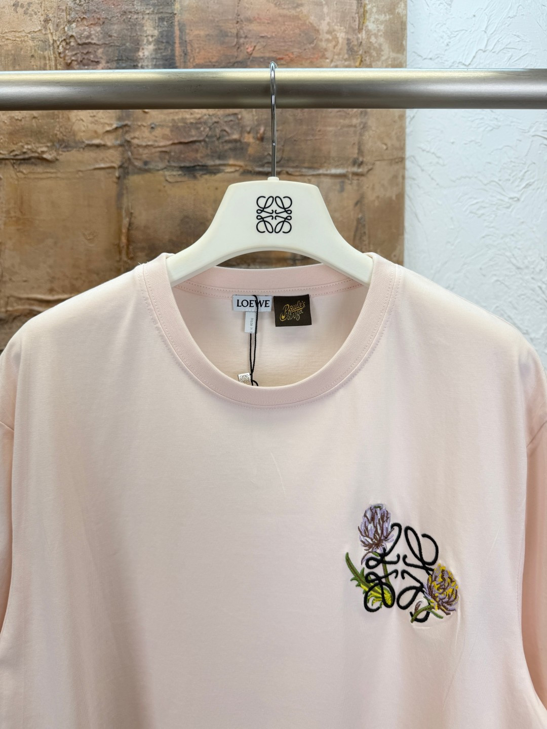 ロエベ n級 刺繍ロゴ半袖Tシャツ フラワーデザイン 高級感仕上げ_3
