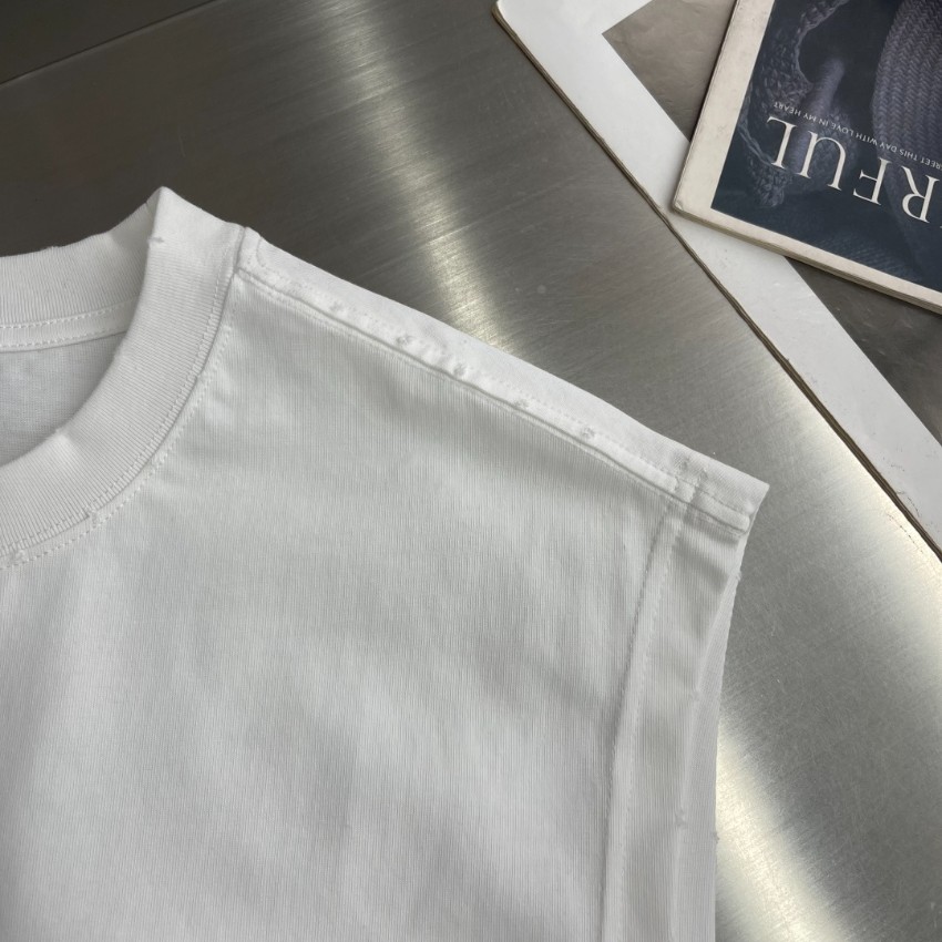 ロエベ スーパーコピー ノースリーブTシャツ アナグラム刺繍 ミニマル設計 口コミ多数_2