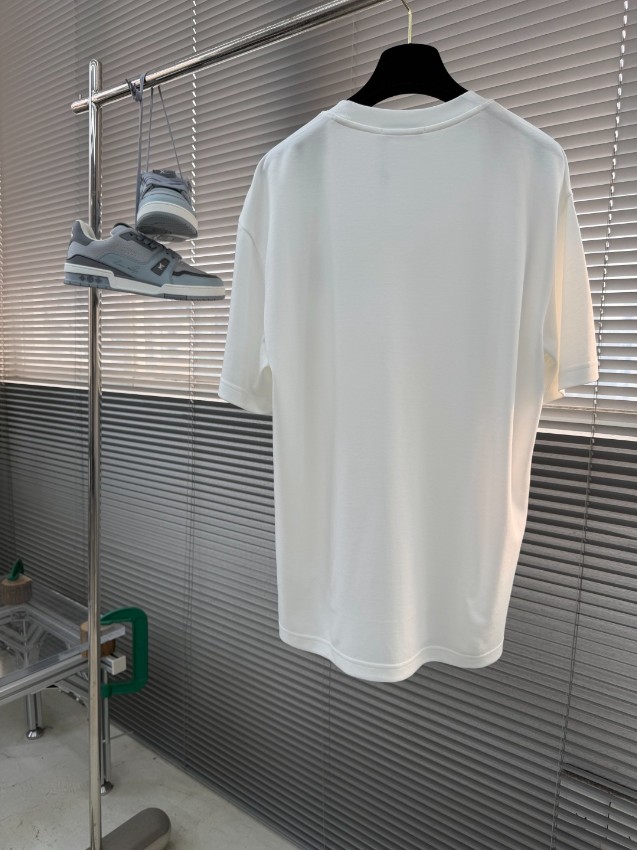 ロエベ スーパーコピー 半袖Tシャツ ロゴプリント アートデザイン 高評価_4