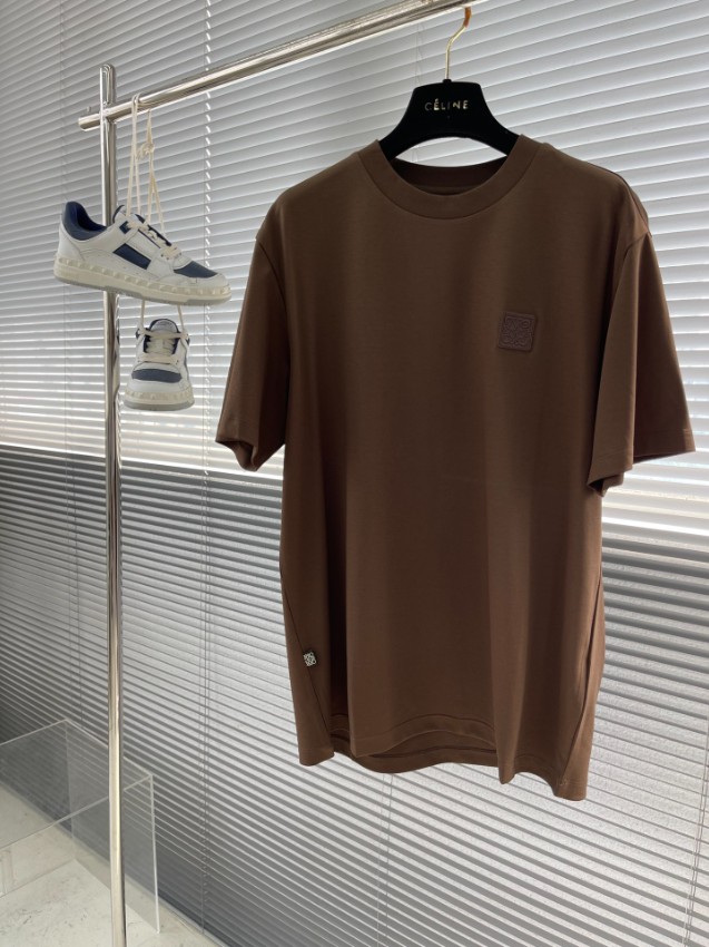 ロエベ スーパーコピー ミニアナグラムパッチTシャツ 半袖シンプル設計 高級感仕上げ_2