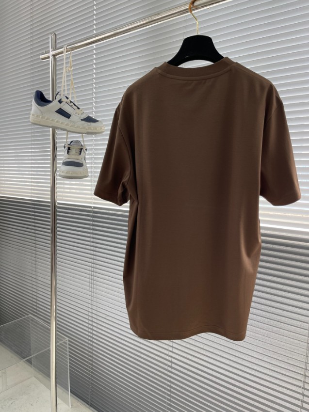 ロエベ スーパーコピー ミニアナグラムパッチTシャツ 半袖シンプル設計 高級感仕上げ_6