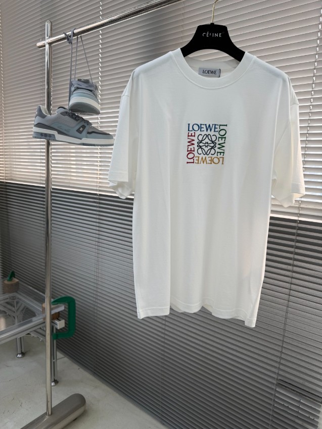 ロエベ スーパーコピー マルチロゴ刺繍Tシャツ 半袖アートデザイン 上質感_4