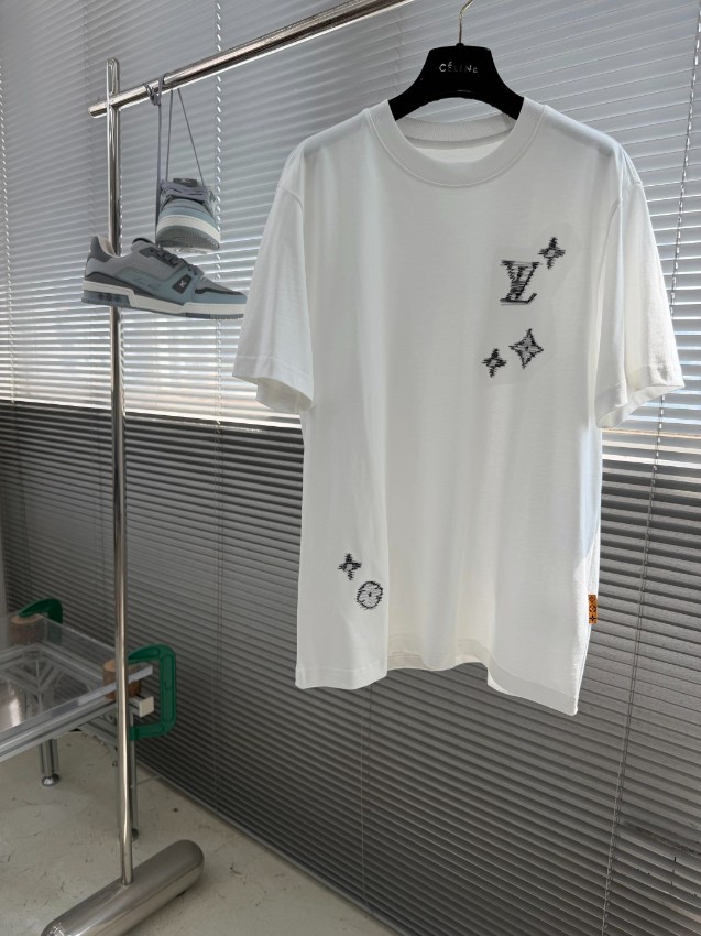 ルイヴィトン スーパーコピー Tシャツ ロゴ刺繍デザイン コットン素材 快適な着心地_8