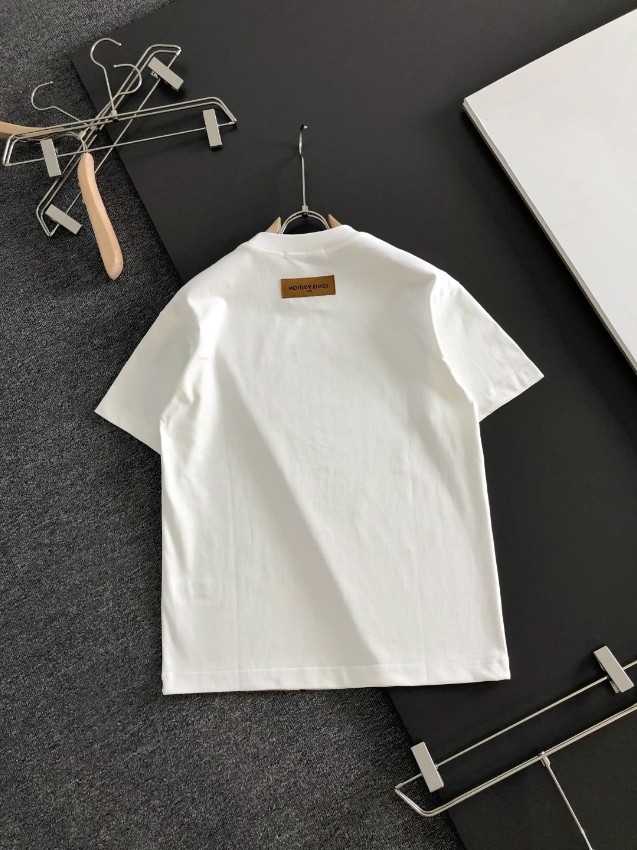 ルイヴィトン 格安 グラフィックロゴ半袖Tシャツ アートプリント設計 高評価_5