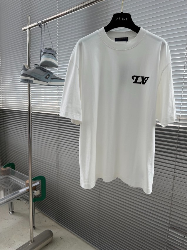 ルイヴィトン n級 LVロゴ半袖Tシャツ ミニマルデザイン 上質感_7