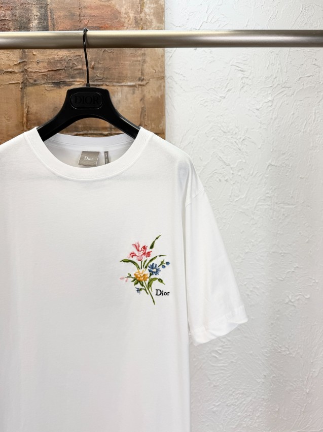 ディオール 本物級コピー フラワー刺繍Tシャツ 半袖カットソー シンプルデザイン 安心サイト_1