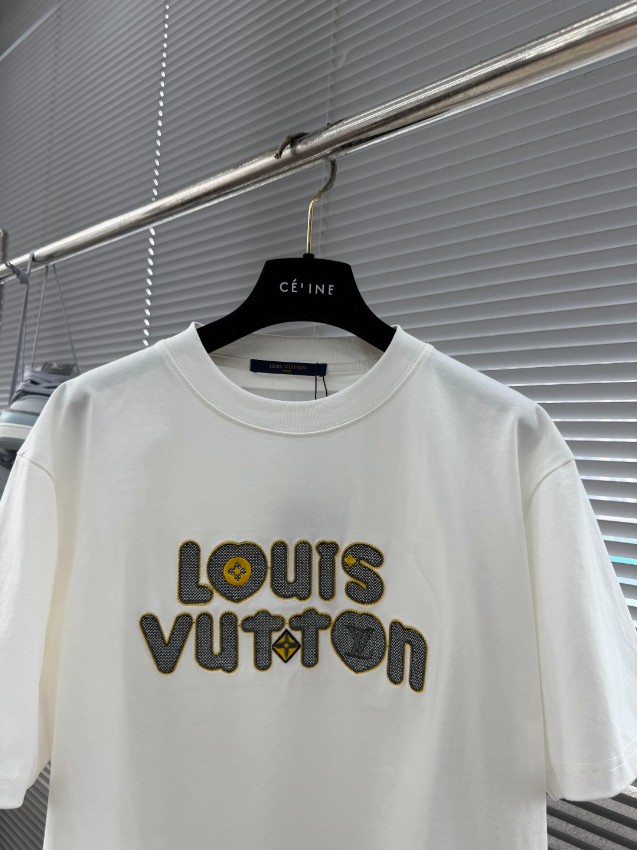 ルイヴィトン スーパーコピー ロゴプリントTシャツ 半袖カジュアルデザイン 上質感_8