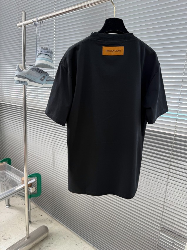 ルイヴィトン ブランド コピー ロゴプリントTシャツ 半袖カジュアルデザイン 発送保証_8