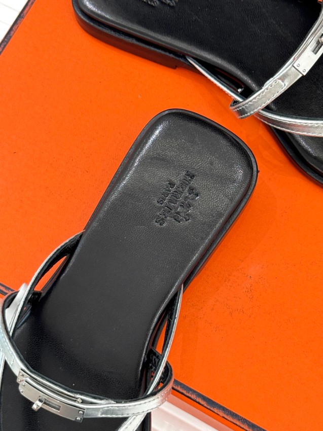 エルメス 格安 トングサンダル レザーフラットサンダル ミニマルデザイン 上質感仕上げ 高評価_8