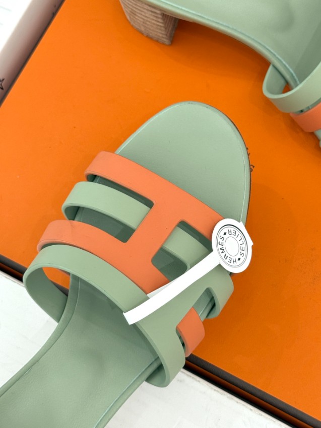 エルメス 格安 Hカットヒールサンダル バイカラーデザイン ミドルヒール 上質感仕上げ 満足度高い_7
