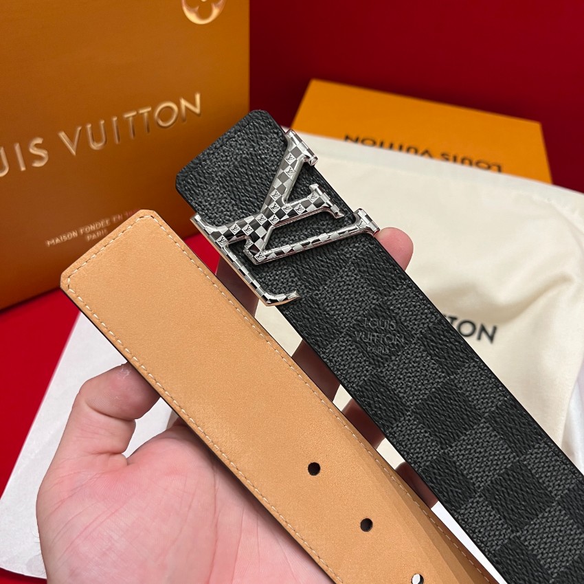 ルイ・ヴィトン n級 ダミエグラフィット ベルト シルバーLVバックル 実店舗運営_4
