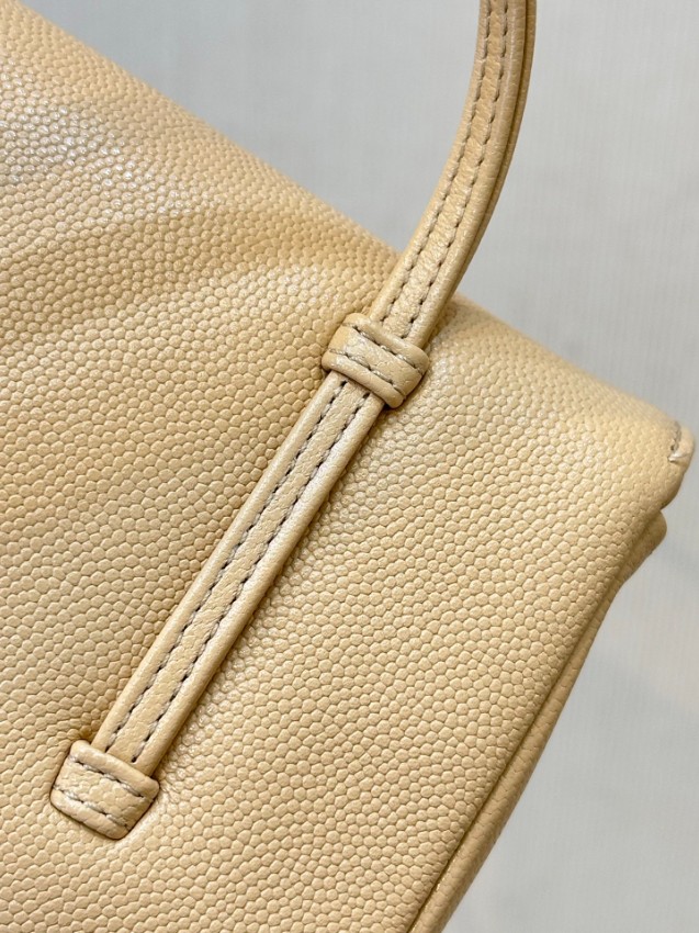 シャネル 格安 フラップショルダーバッグ ベージュ ゴールドCC金具 高評価_5