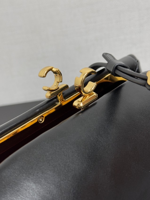 シャネル 格安 ボストンショルダーバッグ ブラックレザー ゴールドCC金具 本革使用_8