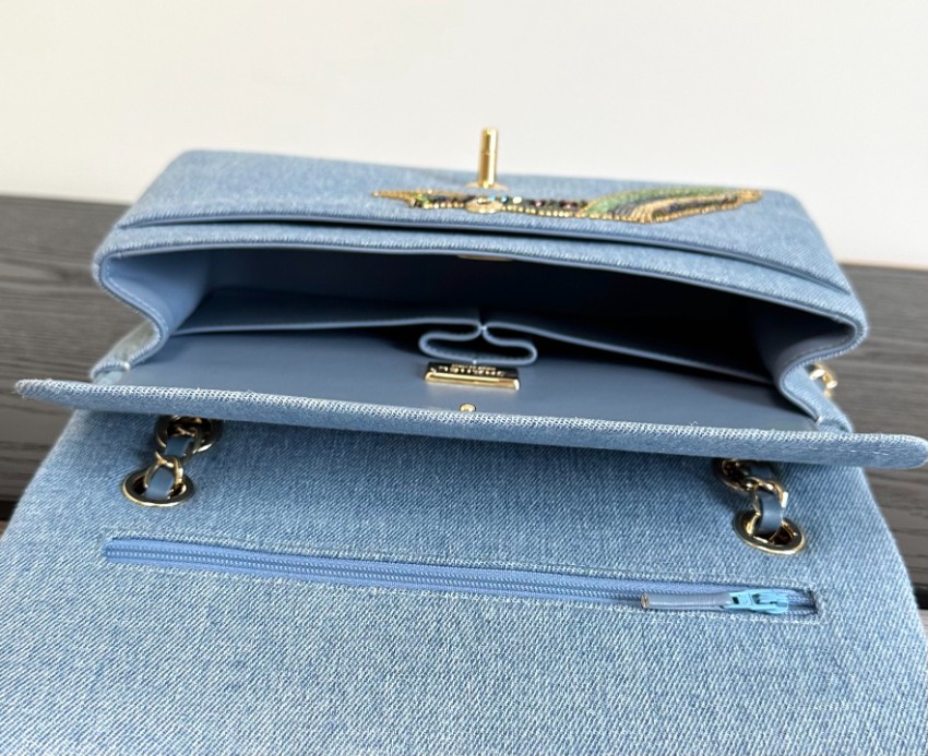 シャネル 格安 フラップバッグ ライトブルー デニム調 ビジューフラワー刺繍 チェーンショルダー 高評価_6