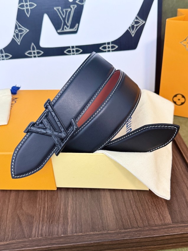 ルイ・ヴィトン ハイブランド LVイニシャルメンズベルト ブラックレザーホワイトステッチ黒金具 高品質_6
