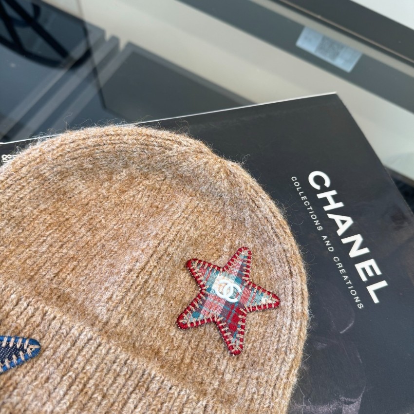 シャネル ブランド コピー ニット帽 ブラウンベージュ 星型ワッペン ココマーク刺繍 リブ編み 折り返し仕様 秋冬ファッション 新作_6