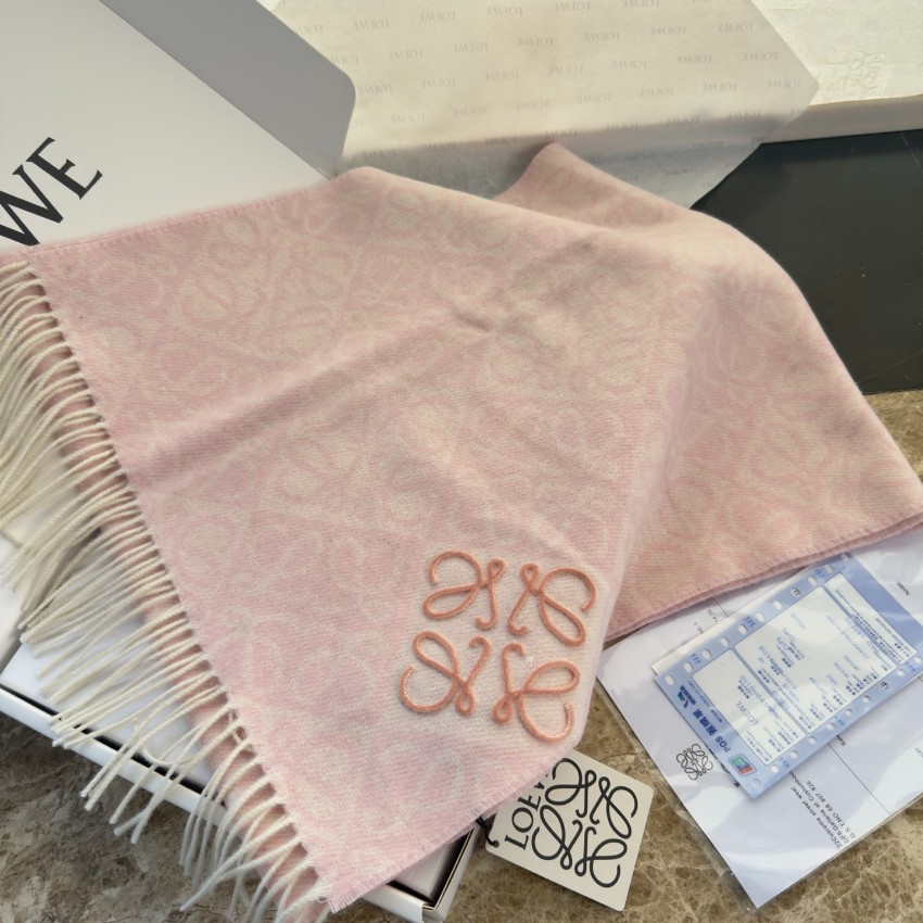 ロエベ n級 アナグラム刺繍大判マフラー ピンク ホワイト配色 淡色モノグラム柄 フリンジ付き 秋冬レディースストール 実店舗運営_7